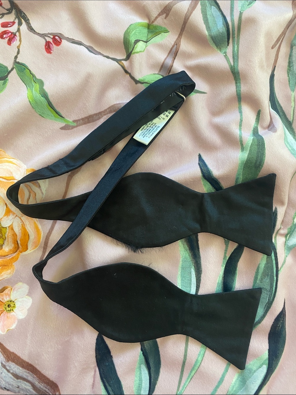 100% Silk Classic Black Bow Tie